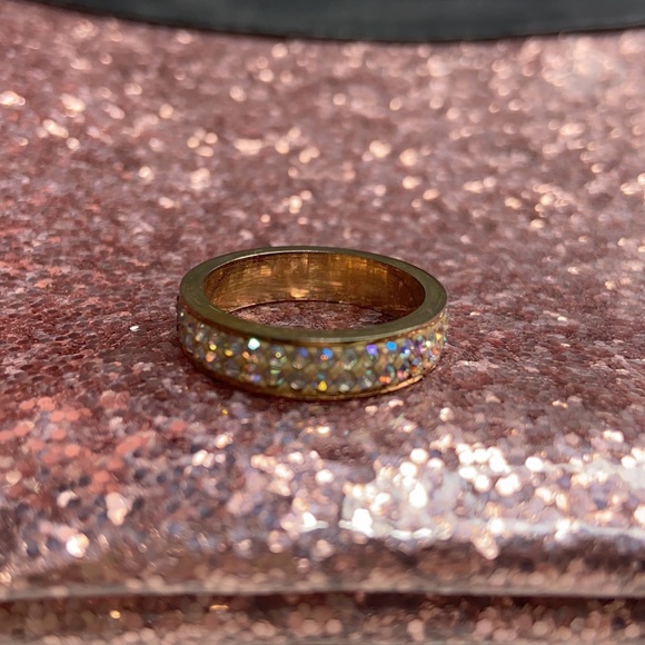 Ring - Picture 2 of 2